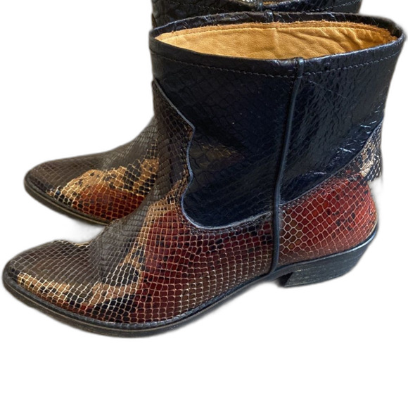 Zara Textured Snake Skin Pointed Toe Boots Fall/Winter Collection Size: EU 37 - Picture 2 of 10